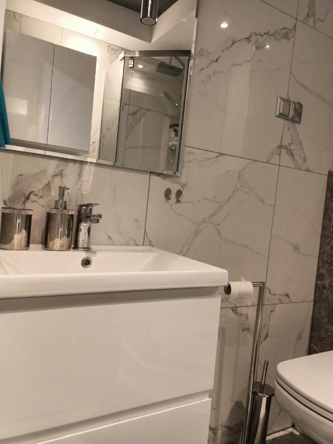 Kosmos Gorzow Apartment *